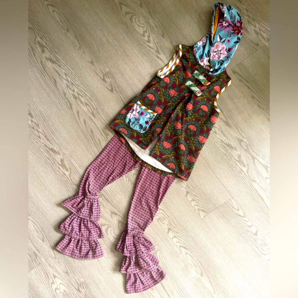 Matilda Jane set size 8 EUC